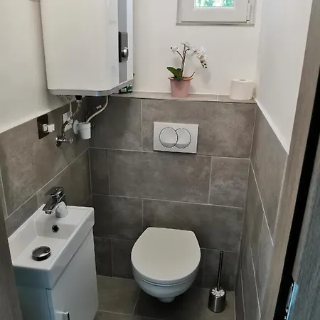 Eva Apartmanhaz Apartment *